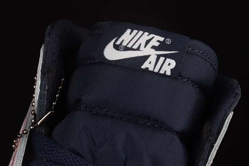 All Categories Air Jordan Jordan Series Basketball Shoes Air Jordan 1 High Pure Original Version Air Jordan 1 High OG Atmosphere AJ1 Joe 1 Bubble Gum High Top Basketball Shoes DD9335-641